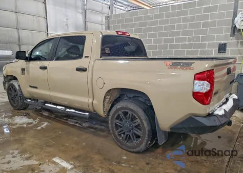 2019 Toyota Tundra Crewmax Sr5 z USA, uszkodzony, nr VIN 5TFDW5F13KX783645